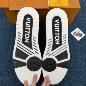 L*uis V*itton LV Skate Sneaker Black Black White - Image 5
