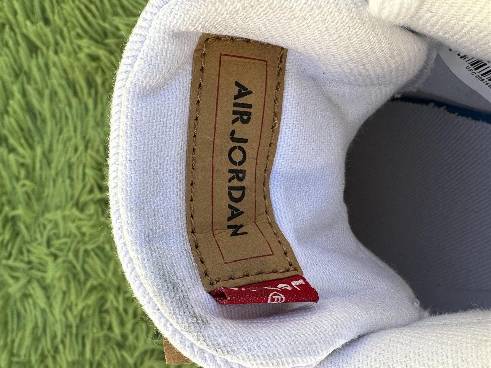 Jordan 4 Retro Levi’s White - Image 13