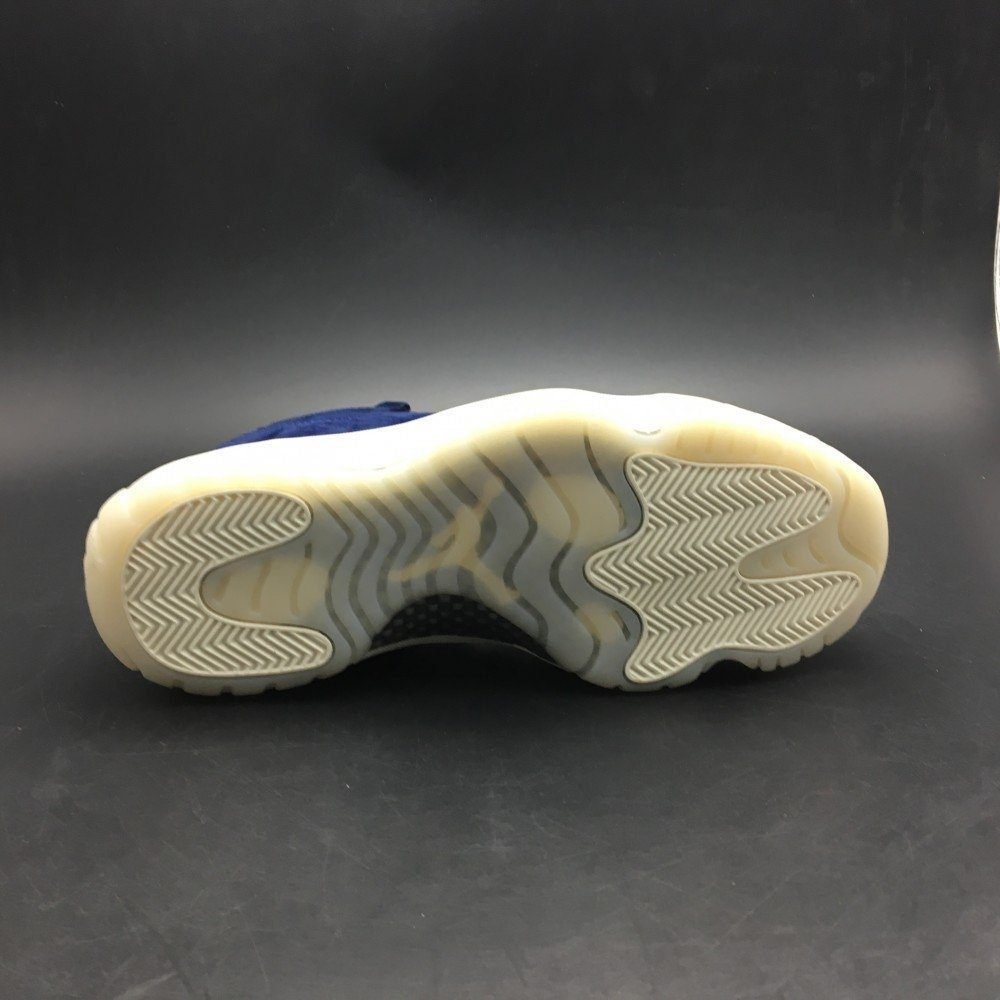 Jordan 11 Retro Low Derek Jeter RE2PECT - Image 24