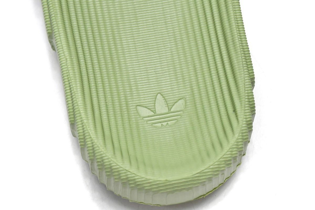 adidas originals Adilette 22 Slides Magic Lime - Image 7