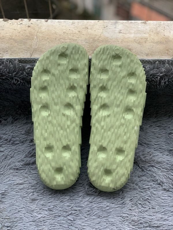 adidas originals Adilette 22 Slides Magic Lime - Image 21