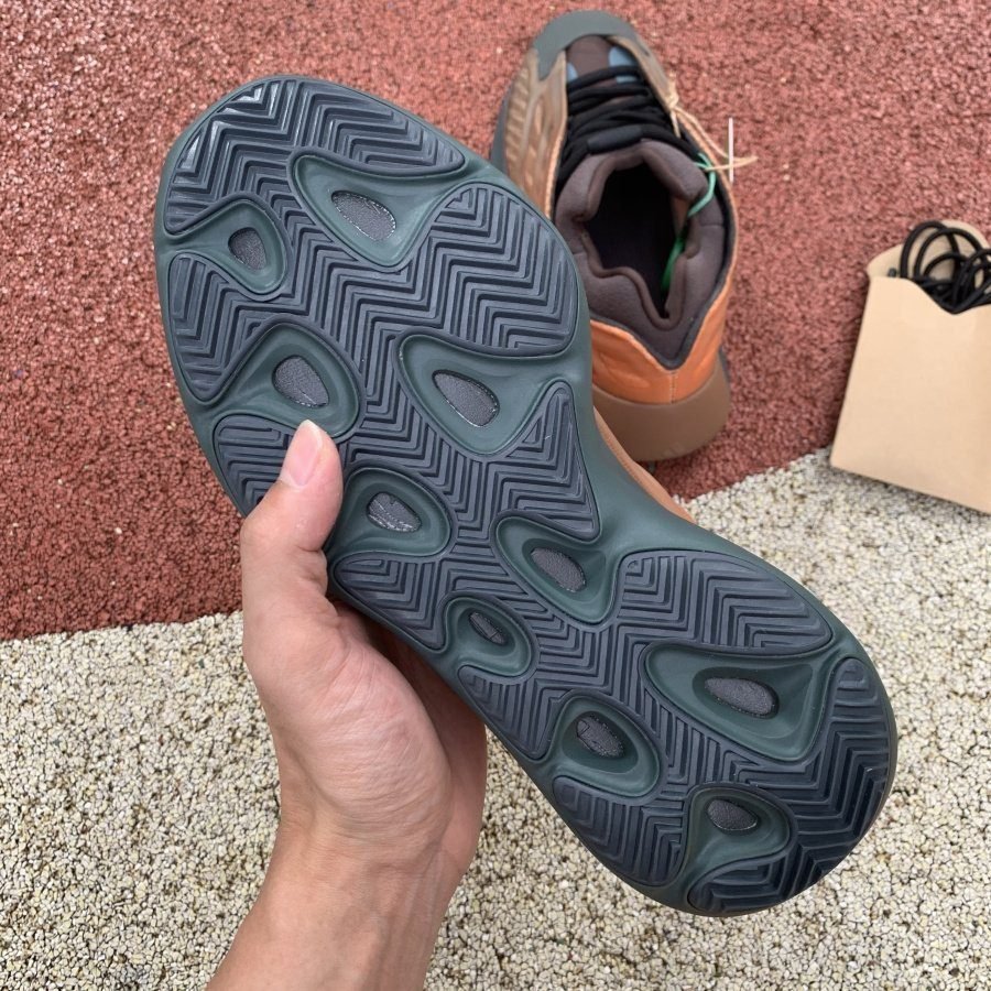 PK God Batch adidas Yeezy 700 V3 Copper Fade - Image 14