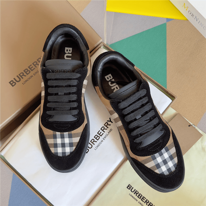B*rberry Vintage Check Sneaker Beige Black - Image 10
