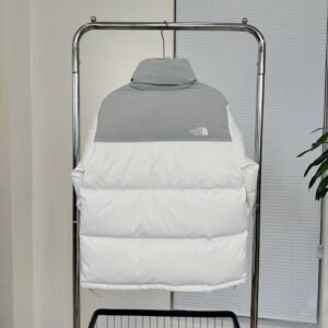 The North Face Ivory Down Jacket Short - Image 5