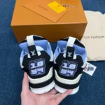 Louis Vuitton LV Skate Blue / Black / Bicolor - Image 7