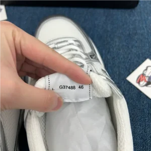 Chanel 23ss Sneakers silver - Image 10
