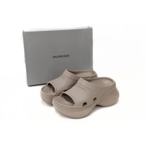 BALENCIAGA Pool Crocs Beige 677386 W1S8E 2500 - Image 4