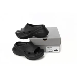 BALENCIAGA Pool Crocs Black 677389 W158E 1000 - Image 3