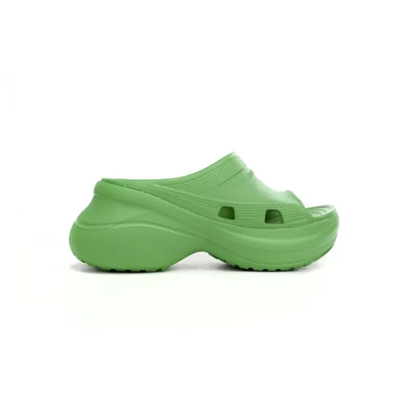 BALENCIAGA Pool Crocs Green 677386 W1S8E 3033