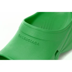 BALENCIAGA Pool Crocs Green 677386 W1S8E 3033 - Image 6