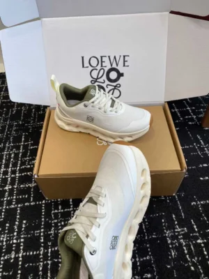 On Running Cloudtilt 2 Loewe White Khaki - Image 4