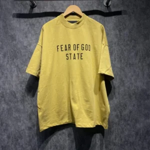 Fear Of God Oversized Logo State T-Shirt in Yellow for Men - Image 4
