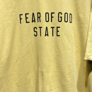 Fear Of God Oversized Logo State T-Shirt in Yellow for Men - Image 6