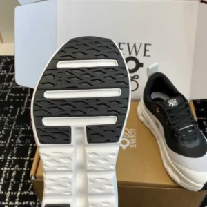 On Running Cloudtilt 2 LOEWE Black White - Image 9