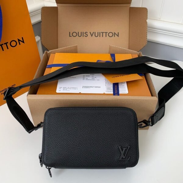 Louis Vuitton Portafoglio indossabile Alpha M59161 Size: 18.5*11*6.5cm