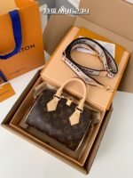LOUIS VUITTON Speedy Bandouli??re Boston Bag M4623 Size: 20*13*12cm - Image 2