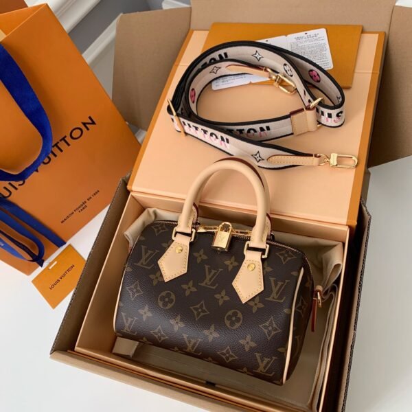 LOUIS VUITTON Speedy Bandouli??re Boston Bag M4623 Size: 20*13*12cm
