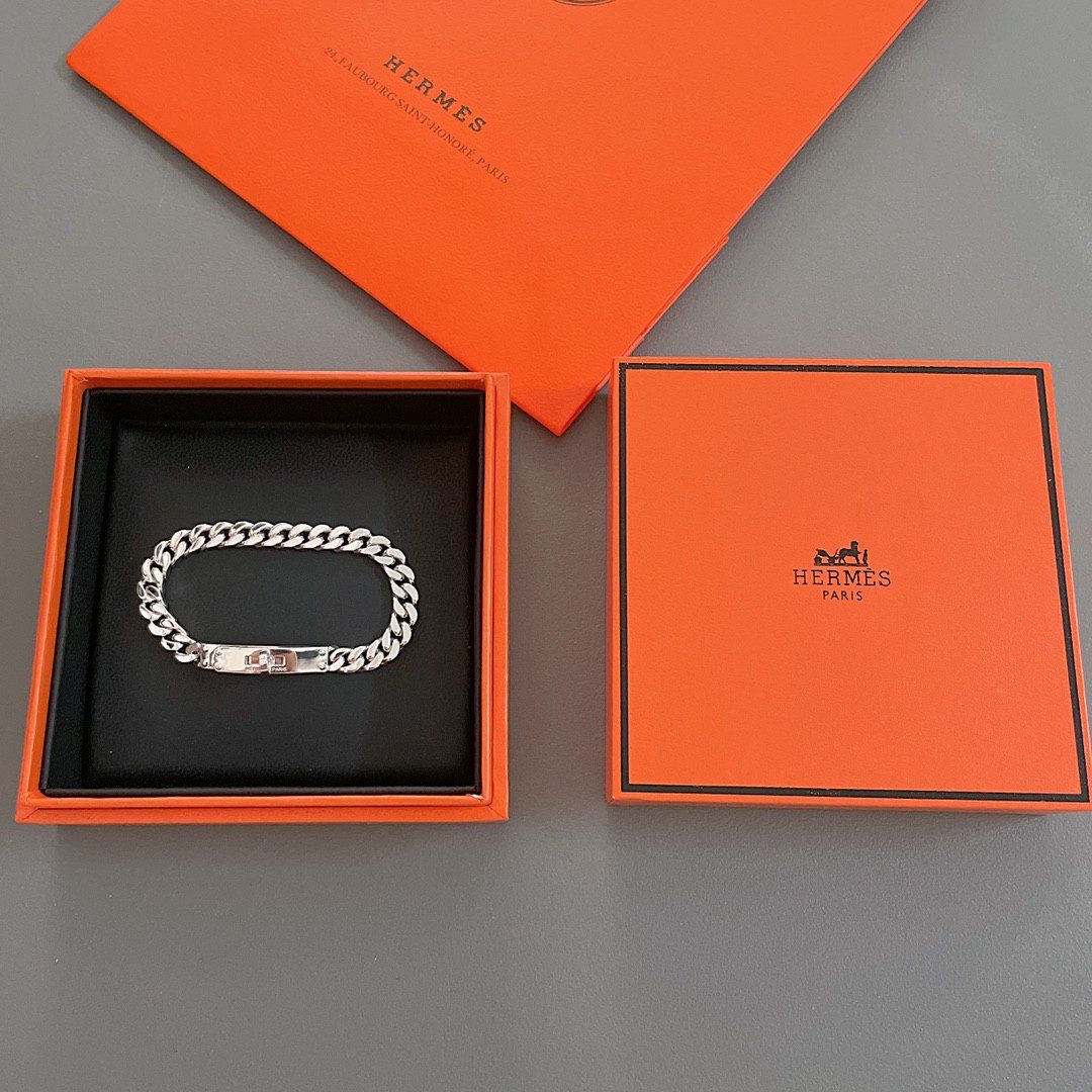 20230330050738168016725875019.jpg Hermes thick chain Kelly bracelet - Image 1