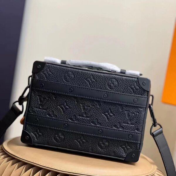 LOUIS VUITTON Petite Malle