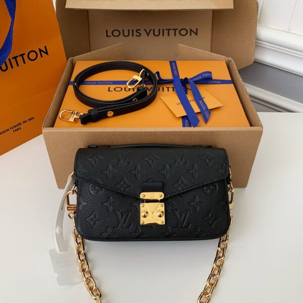 Louis Vuitton counter classic hot selling Pochette M tis East West bag M46595, 21.5 * 13.5 * 6cm
