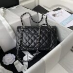 Chanel Classic Flap Bag A01113, Top Quality, Mediu Size: 23cm - Image 2