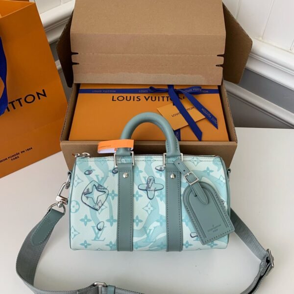 Louis Vuitton's seasonal new Keepall Bandouli??re handbag M22527??25*15*11cm