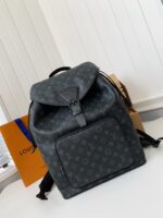 Louis Vuitton's New MONTSOURIS Men's Black Flower Backpack M45583, Top Qualit Size: * * 19cm - Image 2