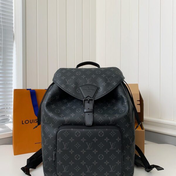 Louis Vuitton's New MONTSOURIS Men's Black Flower Backpack M45583, Top Qualit Size: * * 19cm