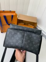 Louis Vuitton 24s New DISCOverY Small Backpack M20558, Top Qualit Size: * * 20cm - Image 7