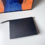 LOUIS VUITTON logo calfskin protective case clutch M30450 - Image 3