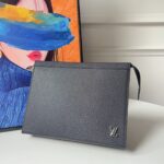 LOUIS VUITTON logo calfskin protective case clutch M30450 - Image 2