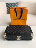 Louis Vuitton Watch Storage Bo Size: 34*18*11cm - Image 9