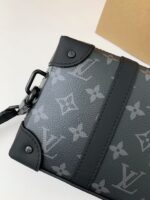 Louis Vuitton's new Sac Plat Horizontal Zipp?? men's black flower briefcase M4516 Size: 22.5*14*5cm - Image 3