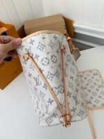 Louis Vuitton Neverfull medium handbag M2490 Size: 31*28*14cm - Image 8