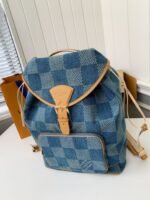 Louis Vuitton Montsouris backpack M4070 Size: 32*40*19cm - Image 3
