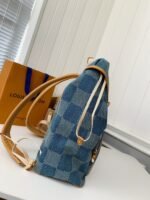 Louis Vuitton Montsouris backpack M4070 Size: 32*40*19cm - Image 7