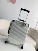 RIMOWA Suitcase inches - Image 8
