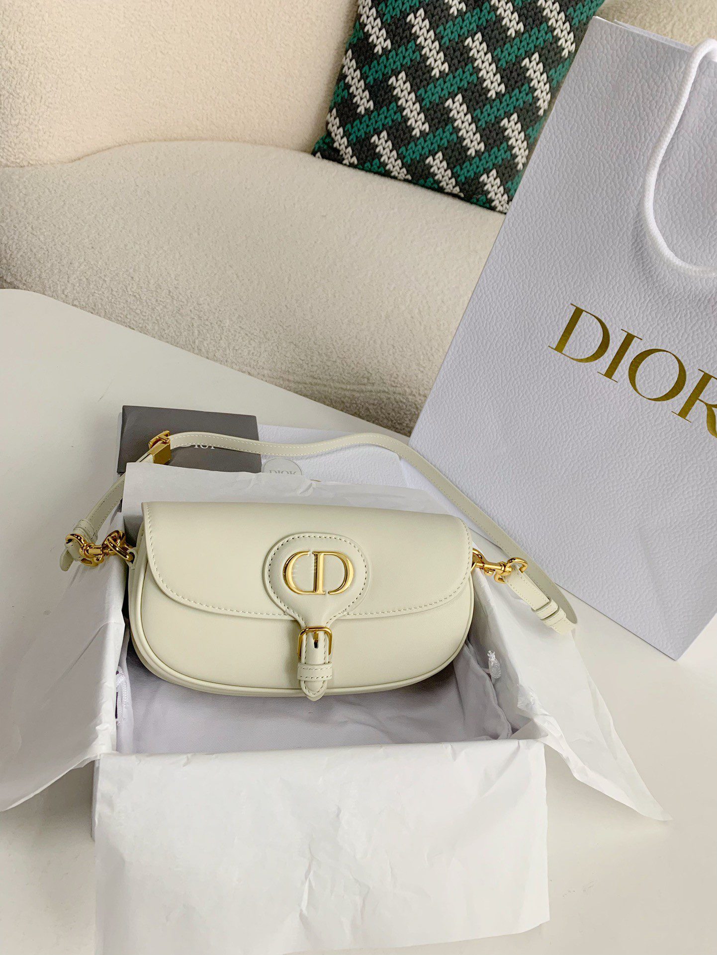 20240718051317172129399708932.jpg Dior Bobby East-West Armpit bag Size: 1*5*12cm - Image 1