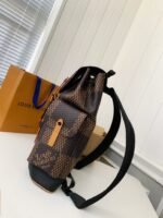 Louis Vuitton Mediu Size: men??s matching colored backpack M4035 Size: 38*44*21cm - Image 8
