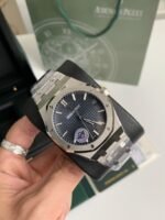 Audemars Piguet Royal Oak 15500 Series Men's Watch 41mm - Image 2