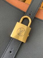 Louis Vuitton Low Key Cabas Mid -number Handbag M2534 Size: 30*14*47cm - Image 3