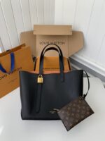 Louis Vuitton Low Key Cabas Mid -number Handbag M2534 Size: 30*14*47cm