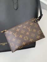Louis Vuitton Low Key Cabas Mid -number Handbag M2534 Size: 30*14*47cm - Image 5