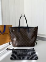Louis Vuitton Counter Seasonal New NEVERFULL INSIDE OUT Medium Shopping Bag M1206 Size: 28*14*31cm