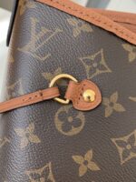 Louis Vuitton Counter Seasonal New NEVERFULL INSIDE OUT Medium Shopping Bag M1206 Size: 28*14*31cm - Image 5