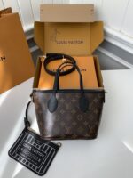 Louis Vuitton's new NEVERFULL BANDOULI RE INSIDE OUT Shopping Bag M1209 Size: 16.5*11*26.5cm