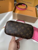 Louis Vuitton's new NEVERFULL BANDOULI RE INSIDE OUT Shopping Bag M1209 Size: 16.5*11*26.5cm - Image 9