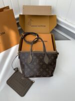 Louis Vuitton's new NEVERFULL BANDOULI RE INSIDE OUT Shopping Bag M1209 Size: 16.5*11*26.5cm