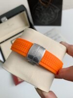 PATEK PHILIPPE AQUANAUT Series 120-meter waterproof wristwatch??42.2mm - Image 6