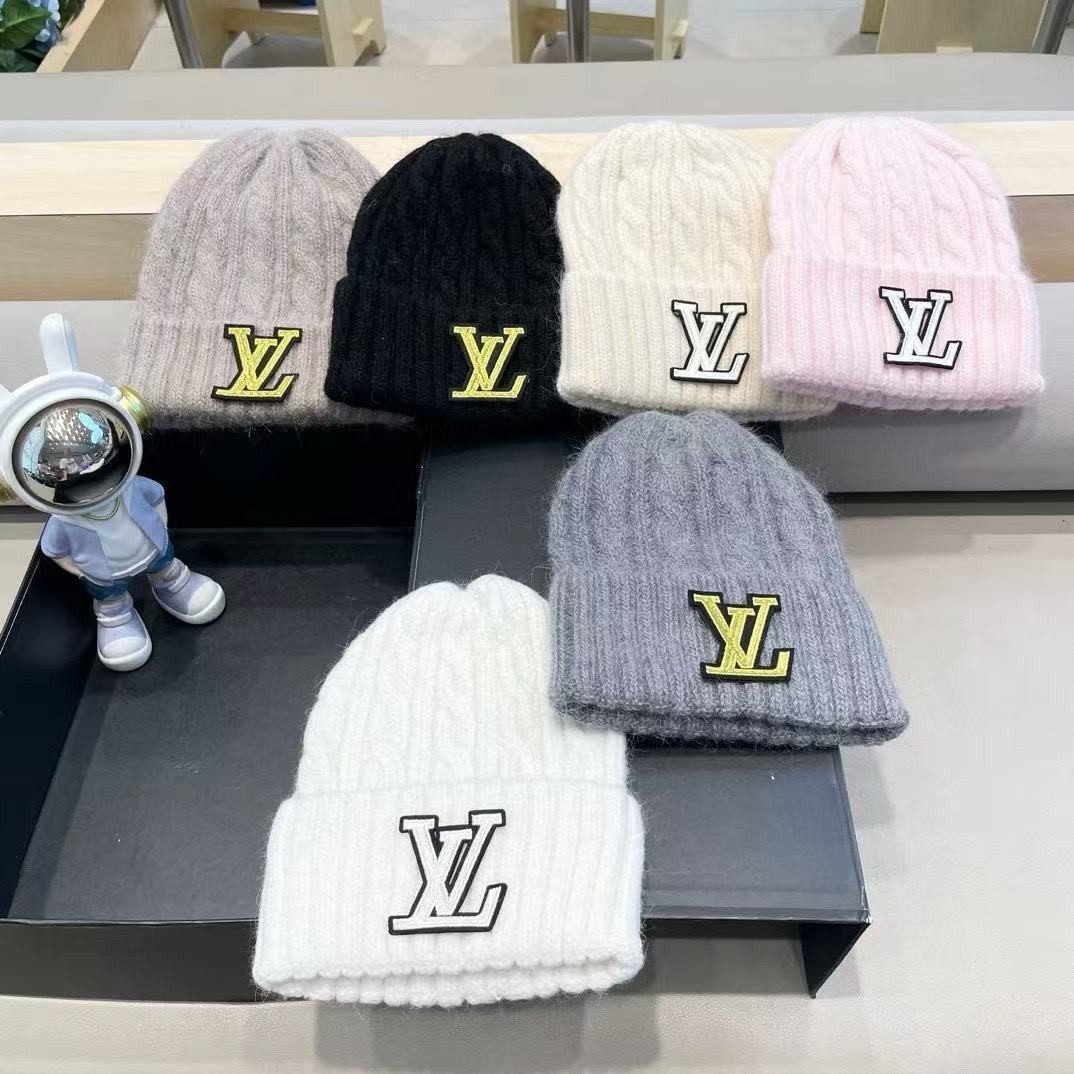 20250104104646173600200657323.jpg Louis Vuitton autumn and winter new knitted hat - Image 1